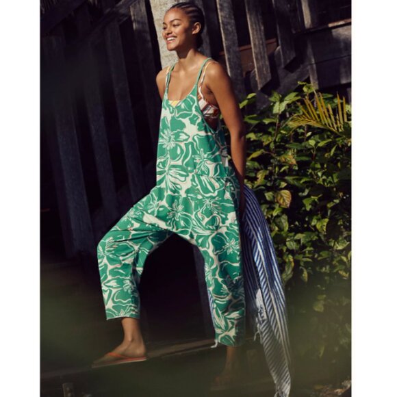 Free People Hot Shot Printed Onesie in Floral Court Combo 💚 NWT - Picture 3 of 8